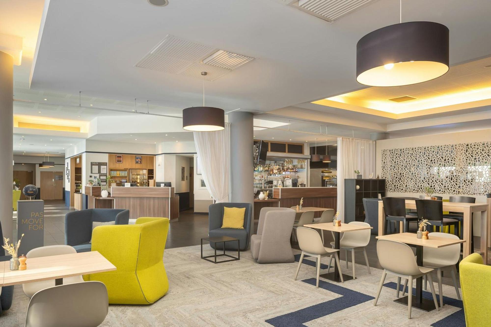 Hotel Courtyard By Marriott Toulouse Airport Exterior foto